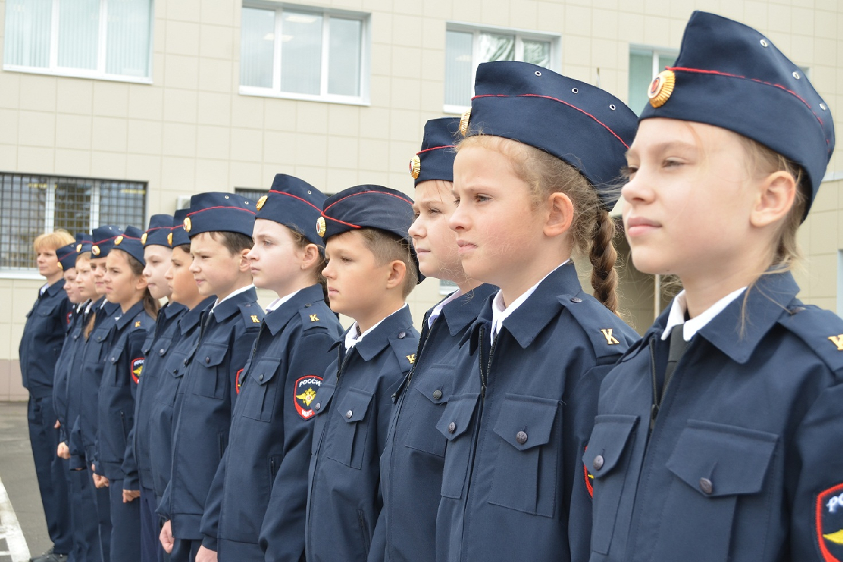 Тверские кадеты класса МВД торжественно принесли присягу