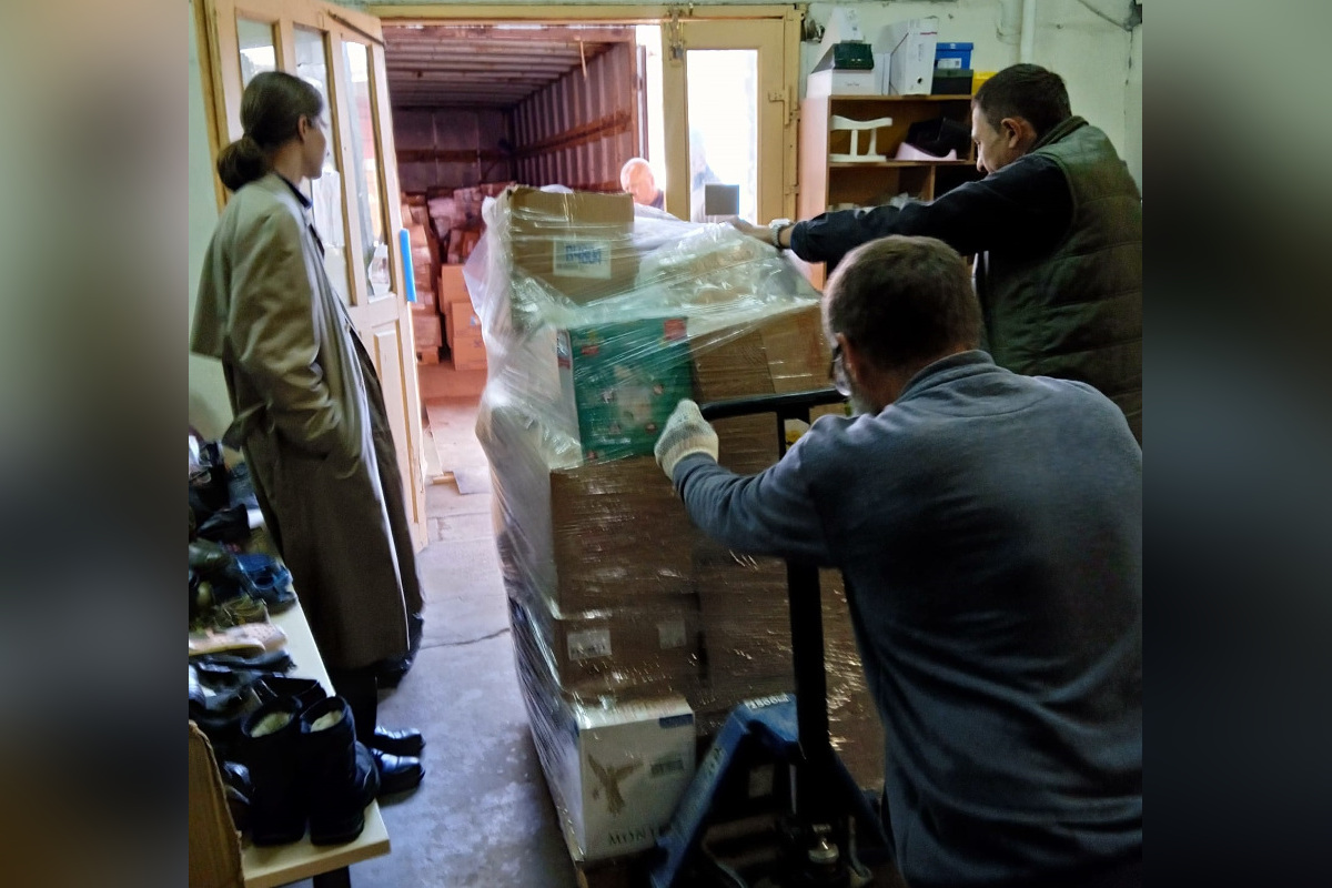 Из Твери отправлено 5 тонн гуманитраной помощи для прихожан разрушенного Свято-Митрофановского храма Лисичанска