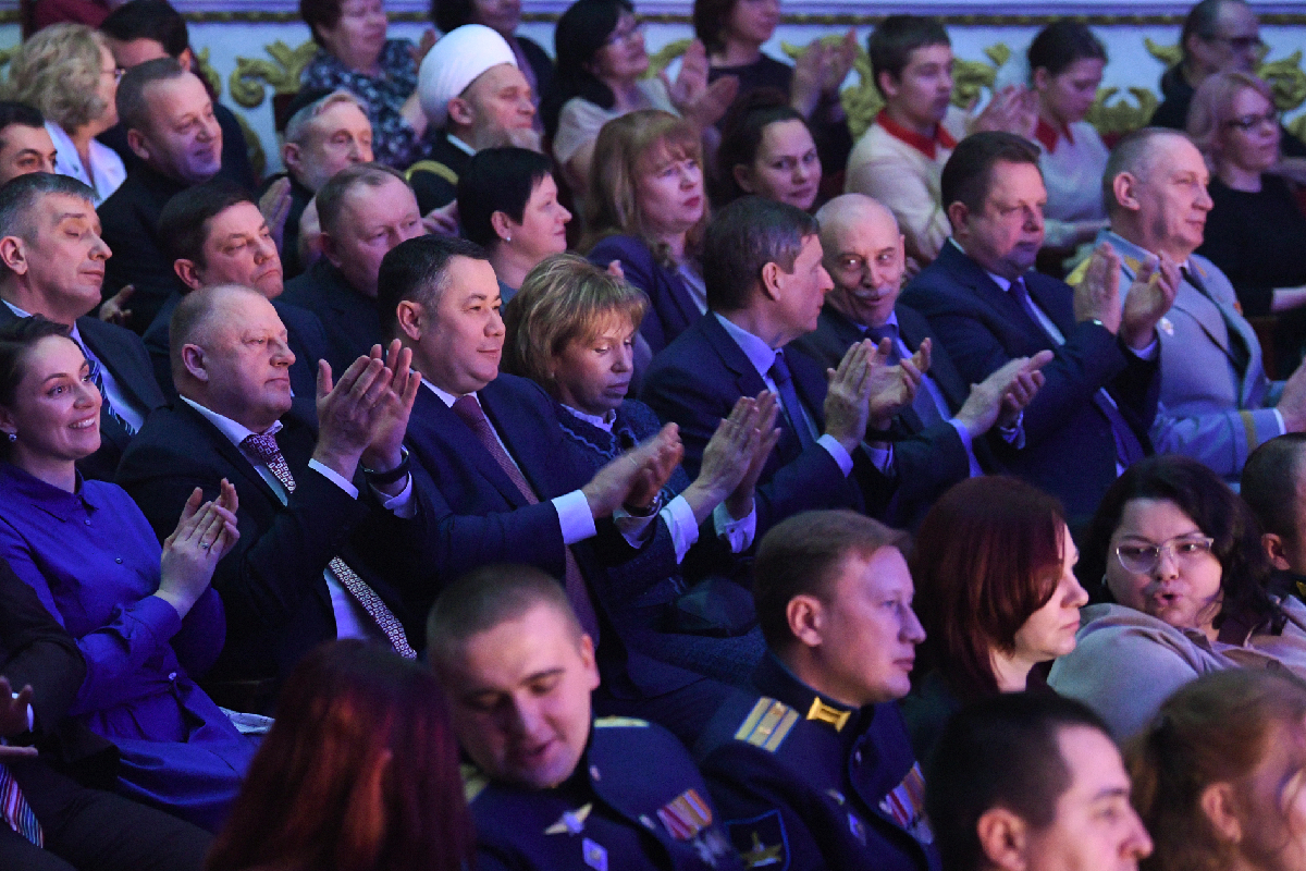 Губернатор Игорь Руденя подвел итоги года с представителями гражданского общества Тверской области
