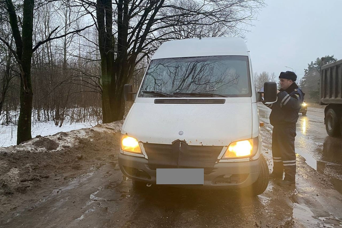 Тридцать водителей автобусов оштрафовали в Тверской области
