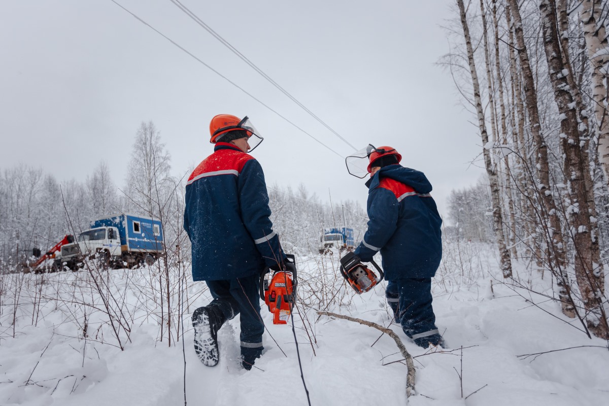 Губернатор взял под контроль ход работ по ликвидации последствий снегопада в Тверской области