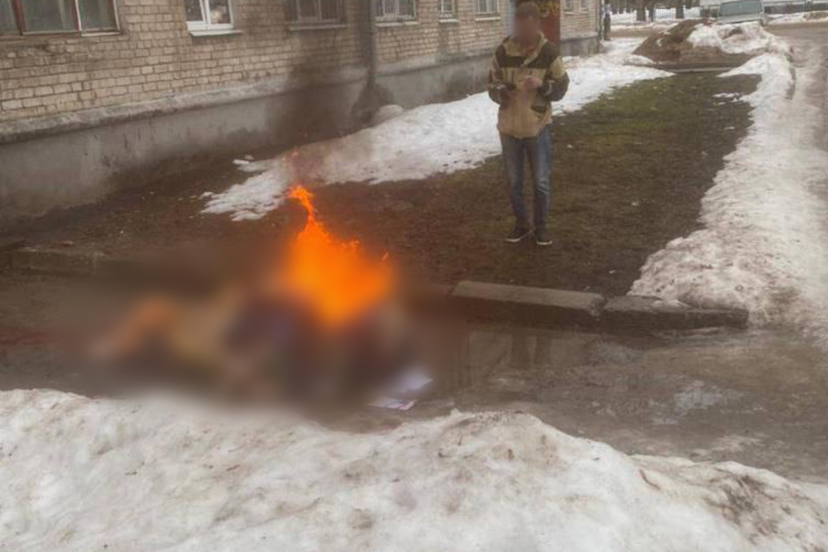 Опубликовано фото с места, где в Тверской области сгорел человек