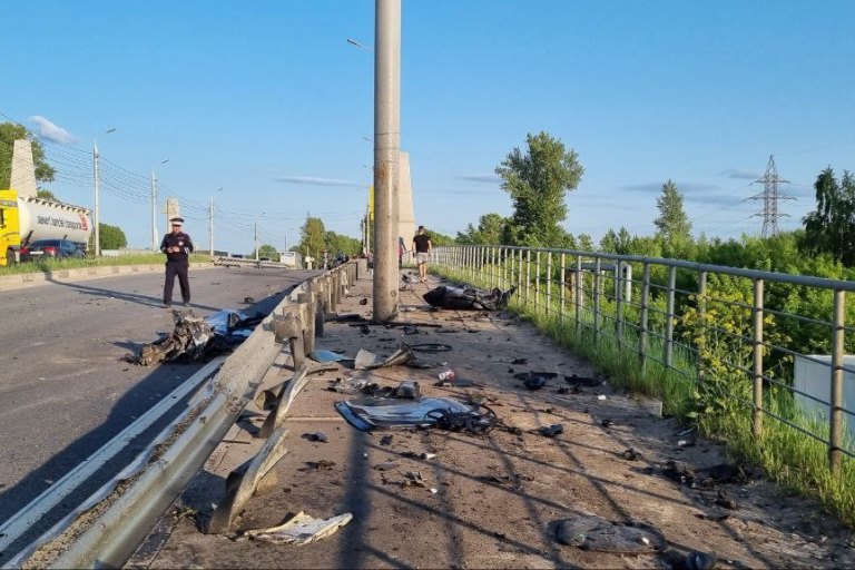 В ГИБДД рассказали подробности серьёзного ДТП с премиальным внедорожником в Твери