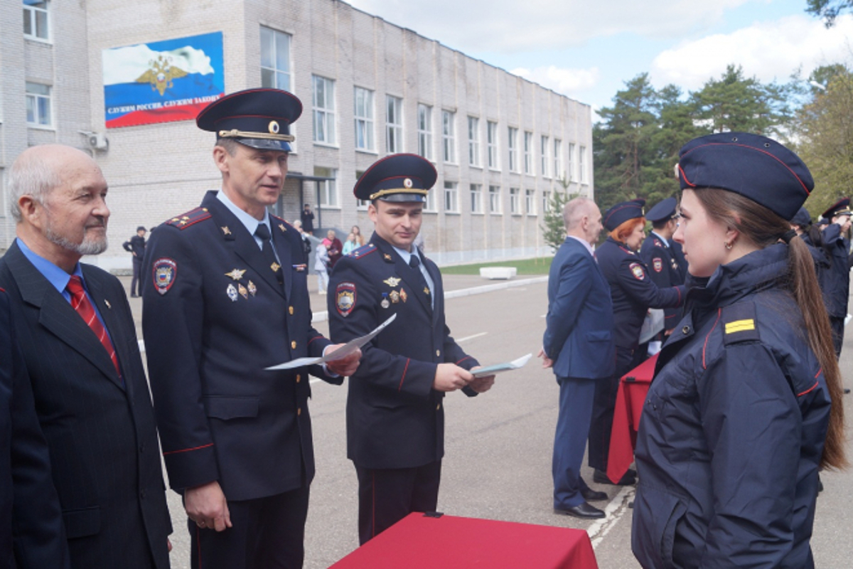 Ряды стражей порядка в Тверской области пополнили 36 полицейских