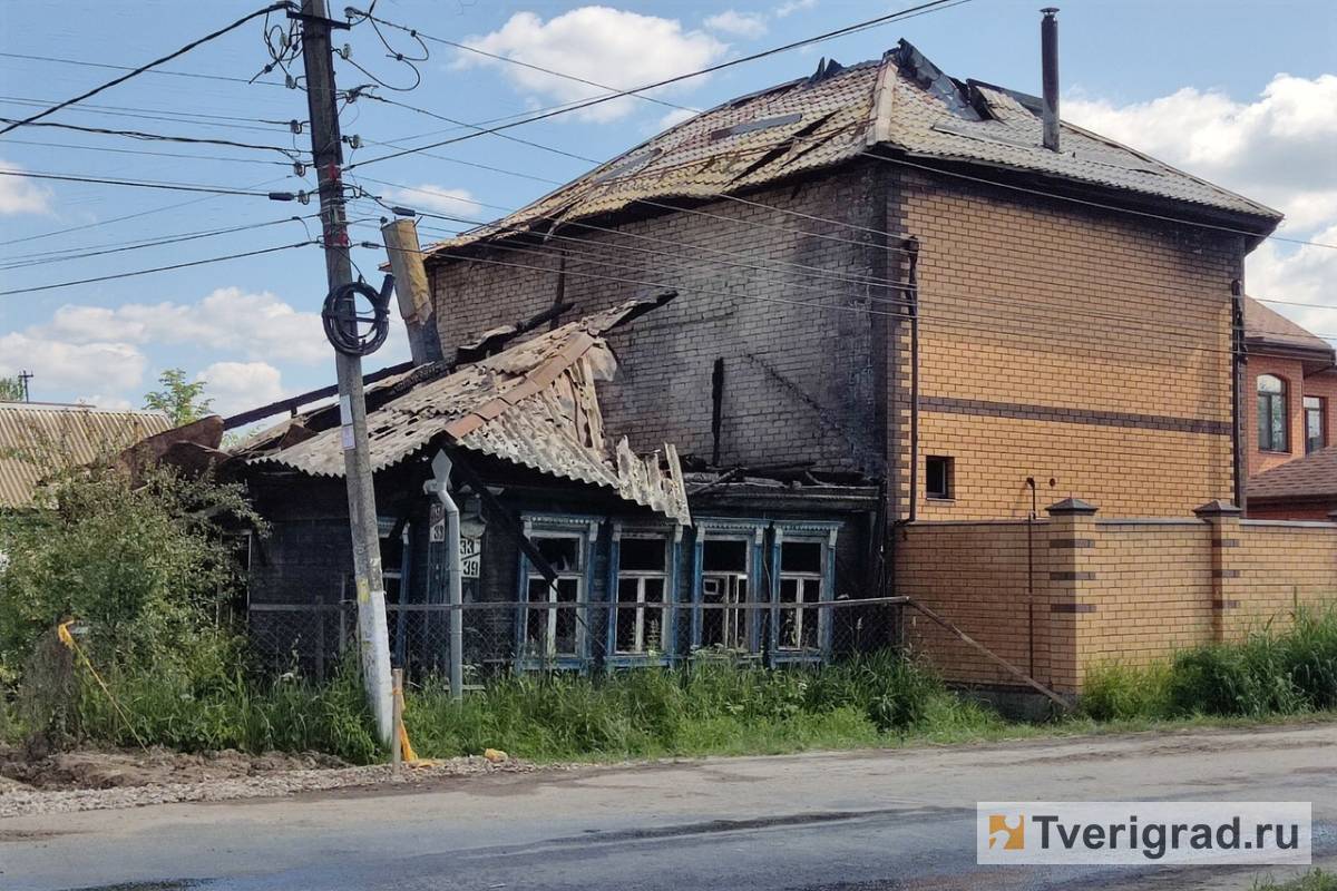 В Твери горел жилой дом в Южном