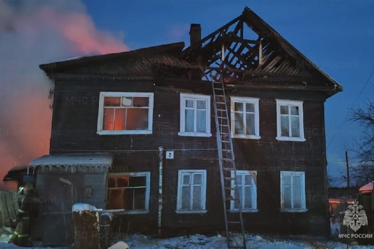 В Весьегонске 42 человека принимали участие в ликвидации пожара в двухэтажном доме