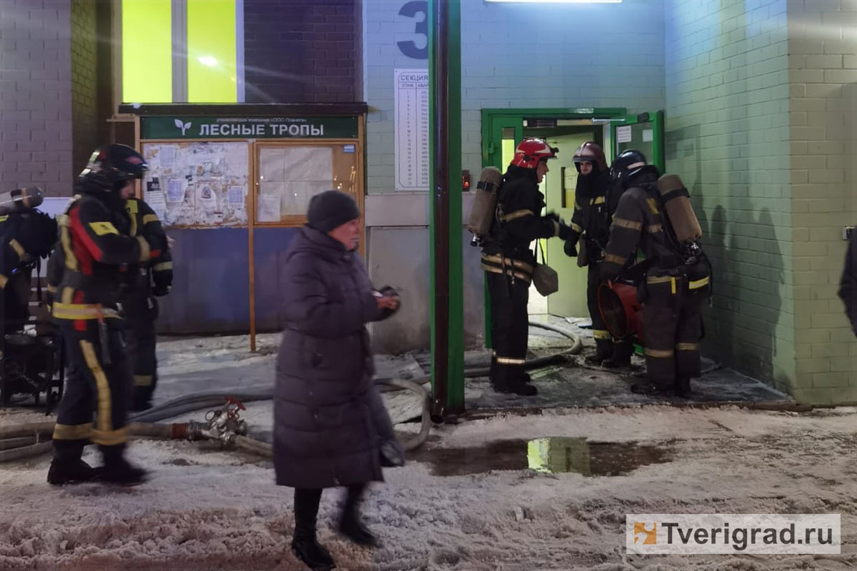 В Твери загорелась квартира в новостройке в Брусилово