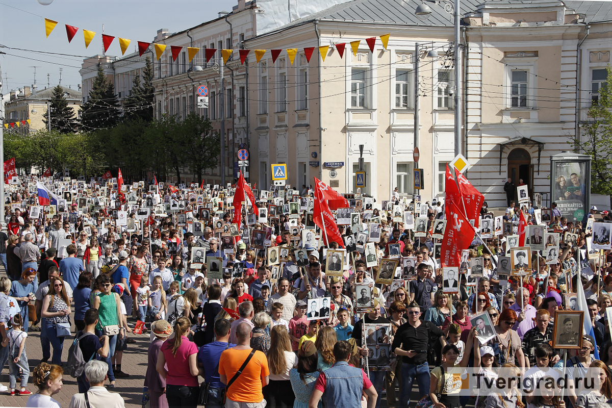 Бессмертный полк в минске фото