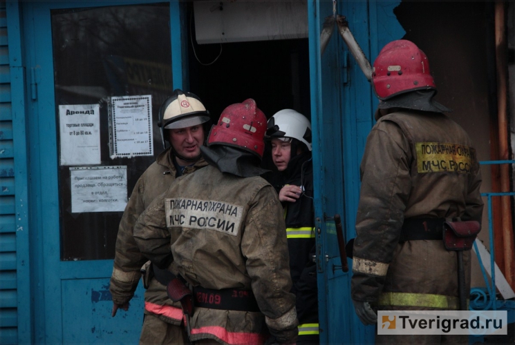 Пожар в ТЦ на Орджоникидзе