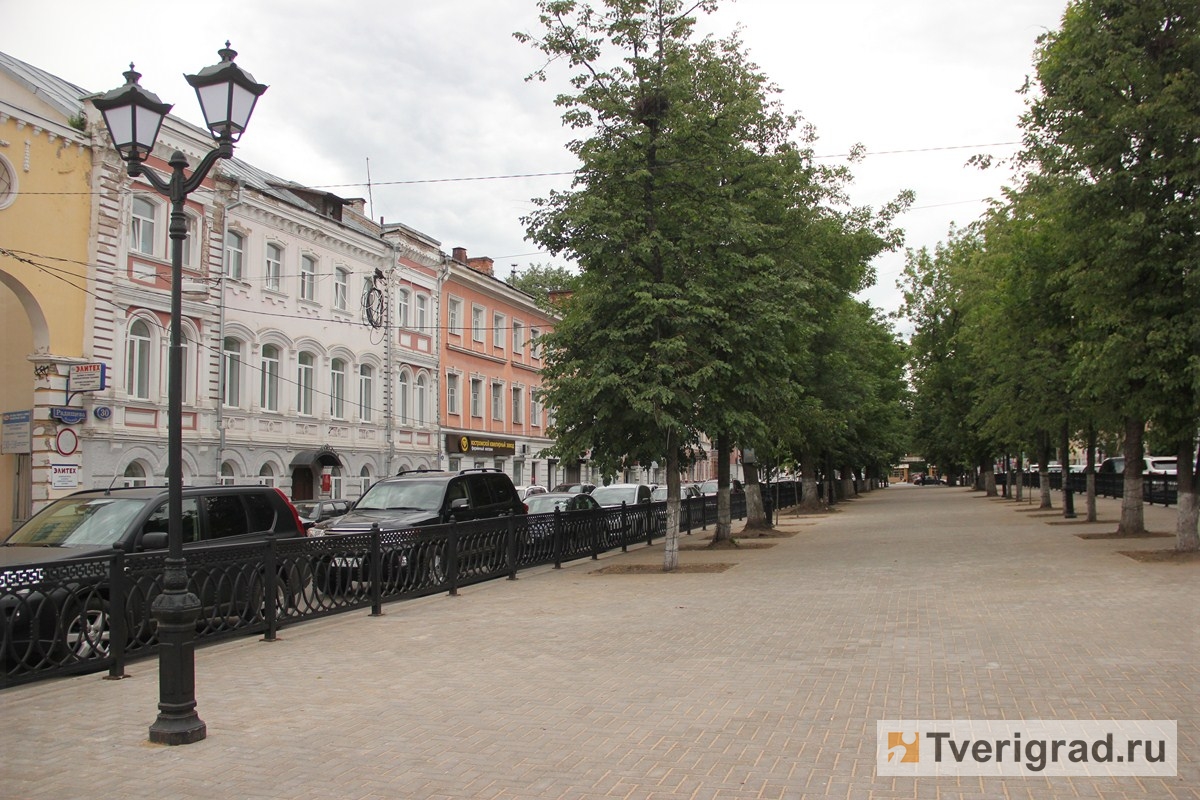 В Твери на бульваре Радищева установили новое ограждение (фото) | Твериград