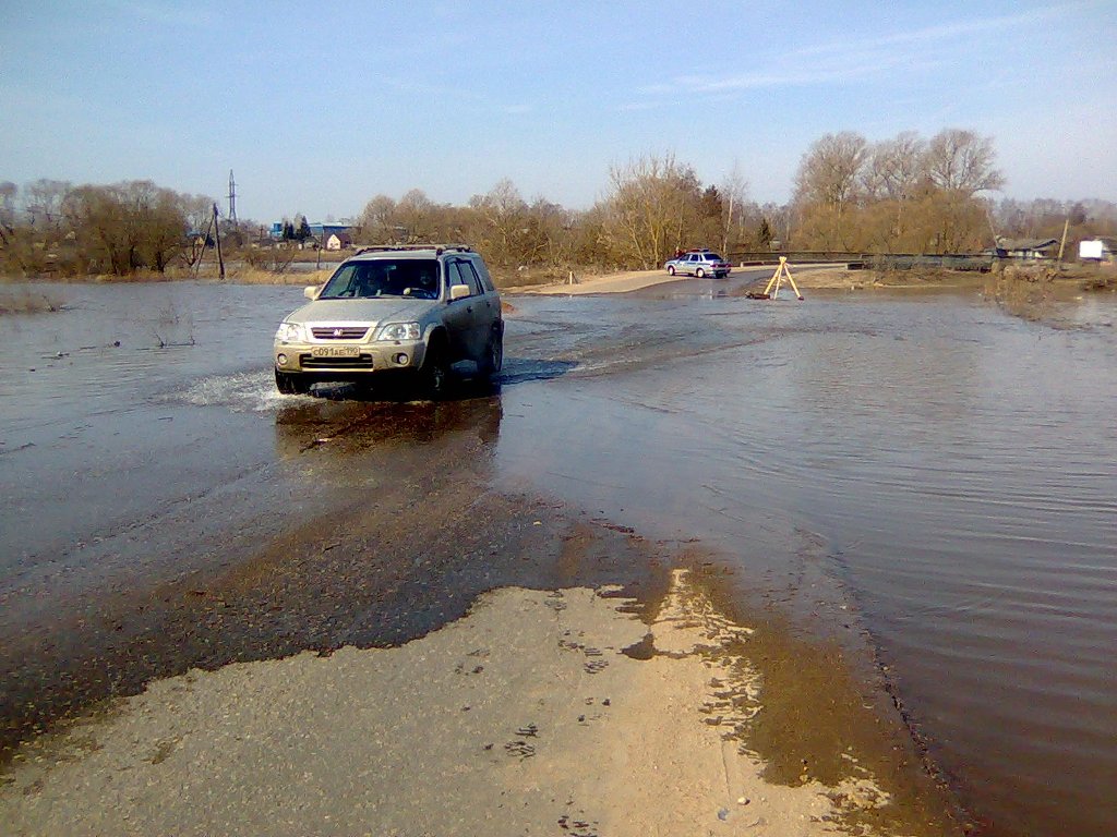 В Тверской области затопило дорогу Зубцов-Смоленск | Твериград