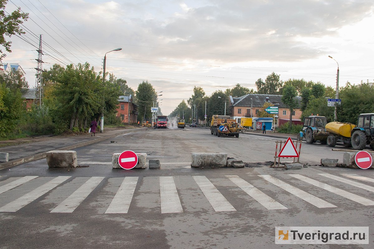 Фото на документы на улице. Город Тверь, улица Орджоникидзе, 16. Тверь улица Орджоникидзе 75 камеры. Орджоникидзе Тверь фото дороги. Улица Орджоникидзе 25в Тверь фото.