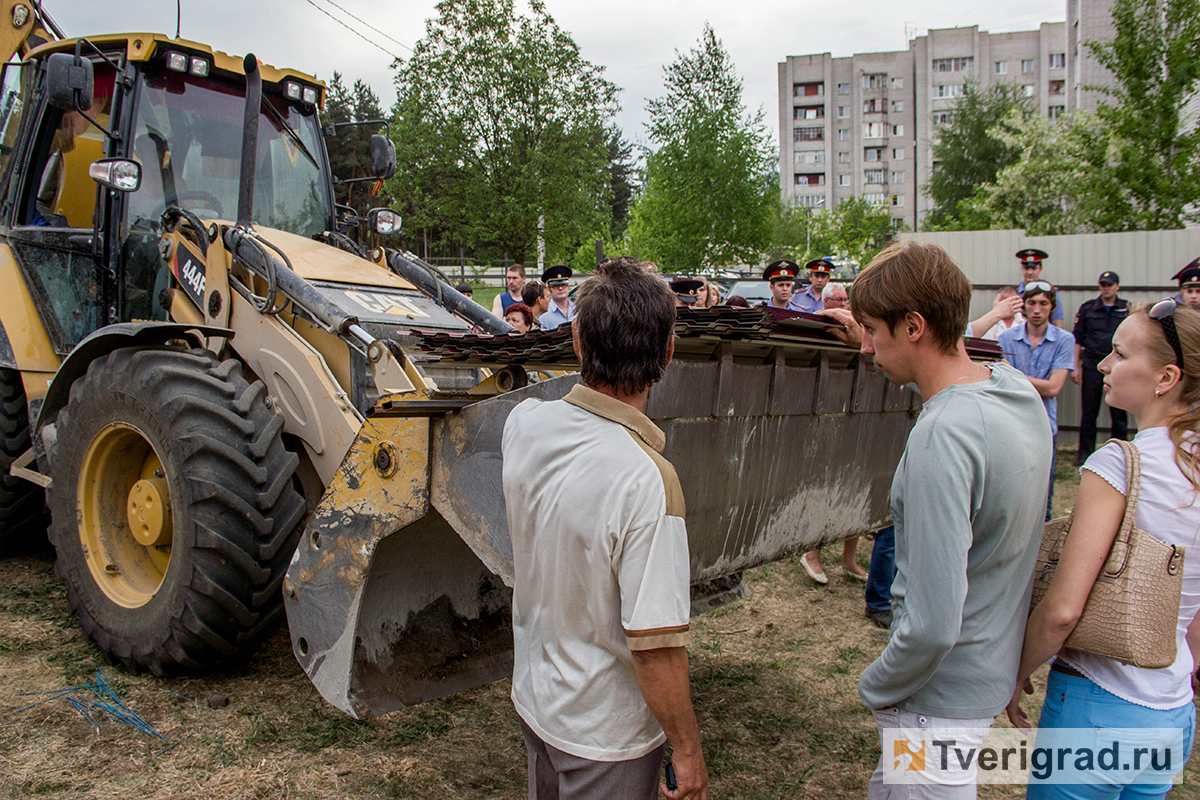 В Твери жители встали 