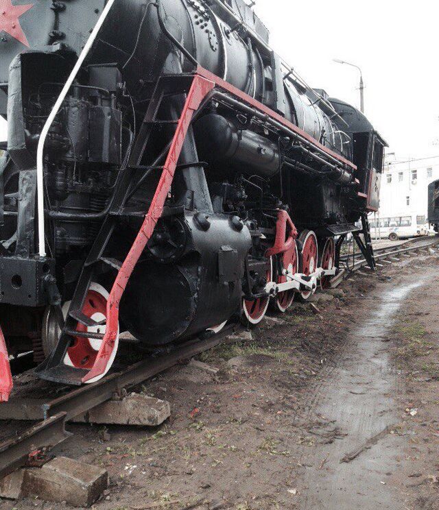 В Тверской области с рельсов сошел раритетный паровоз