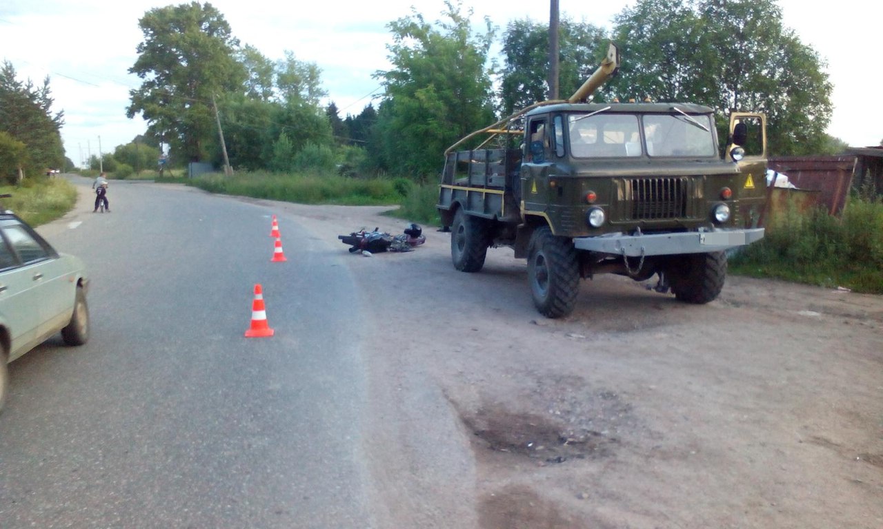 Погода кувшиново тверской обл. Авария в Кувшиново Тверской области. Кувшиново Тверская область сайт ДТП. ГАЗ 53 принадлежащий ООО дороги Кувшиново Тверской области. Происшествие в Кувшиново Тверской области.