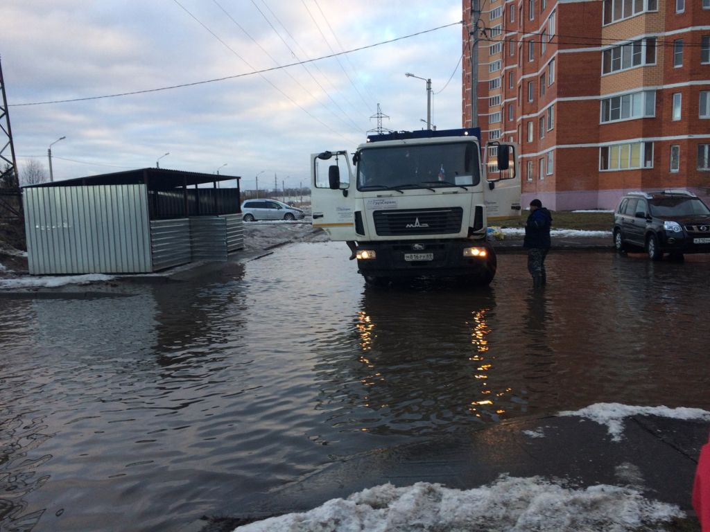 Новая школа в радужном тверь. Микрорайон Радужный Тверь. Двор микрорайона Радужный Тверь. Тверь Радужный новостройки. Россия, Тверь, микрорайон Радужный.