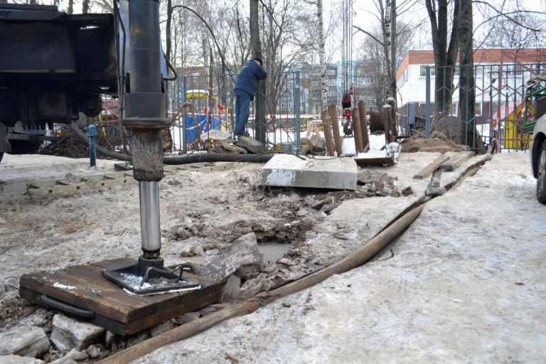 «Тверь Водоканал» ведет плановый ремонт коллектора на Староворобьевской улице