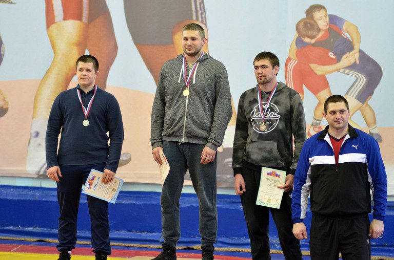 Чемпион Андрей Петров и призеры в весе до 98 кг