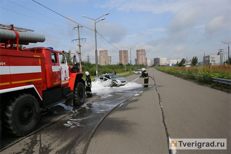 Эвакуировали машину тверь