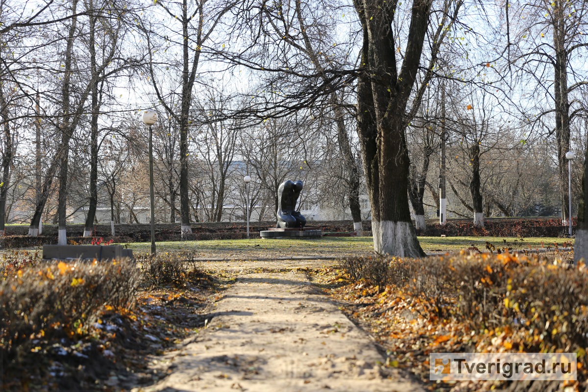 Сквер Казакова, памятник жертвам политических репрессий