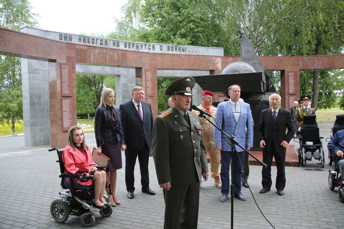 Инвалиды боевых действий фонд защитники отечества. Инвалиды боевых действий. Ветераны и инвалиды боевых действий г. Бор. Общество ветераны и инвалиды боевых действий Тверь. Некоммерческое партнерство инвалиды боевых действий-Патриоты Урала.