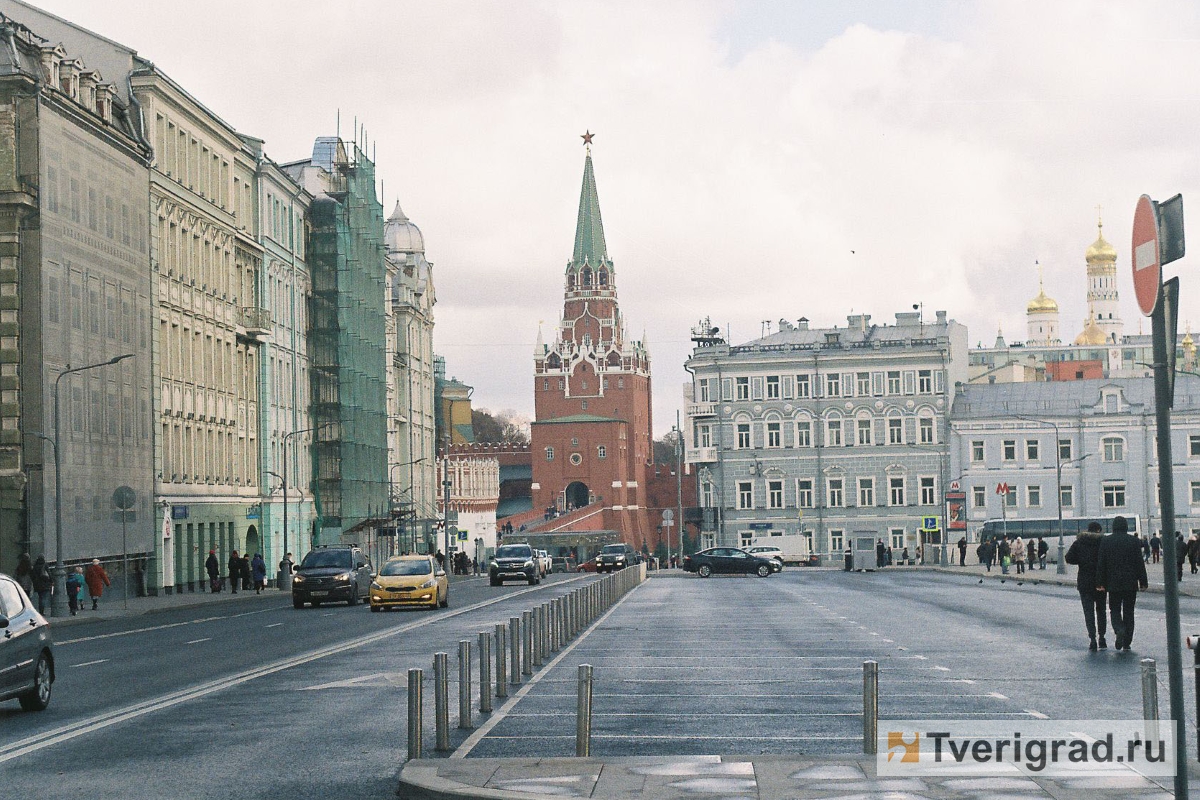 Opening in moscow. Москва на пленку. Город кадров Москва.