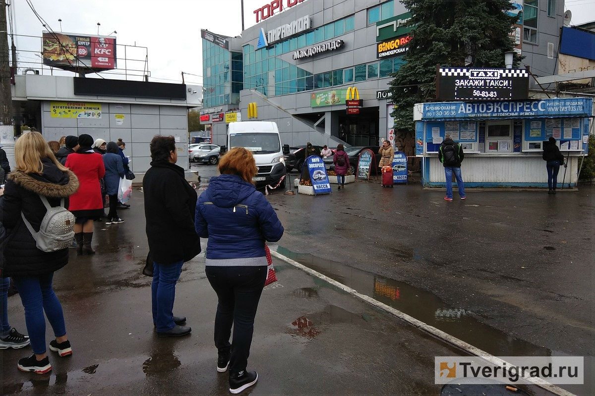 Тверские пассажиры после страшной автокатастрофы у села Некрасово  продолжают пользоваться «заказными маршрутками» | Твериград