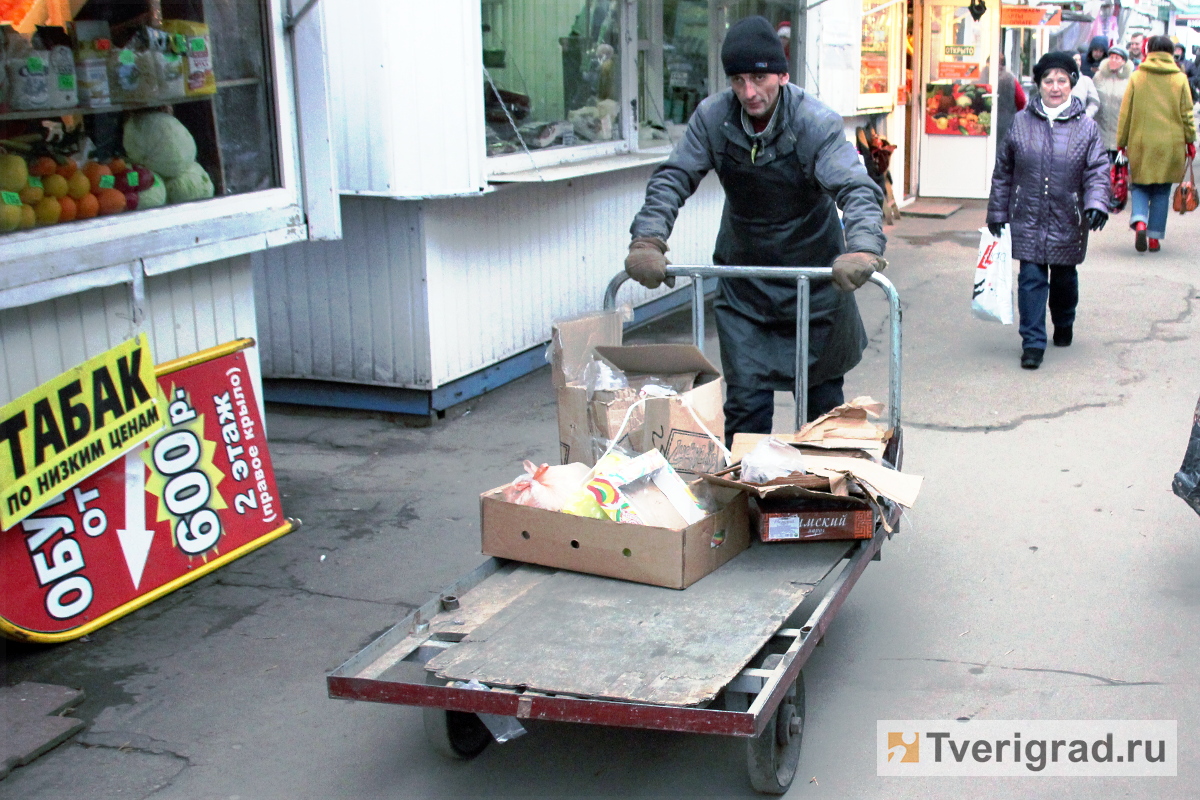 В Твери на Пролетарке рынку впору «пить таблетки», а рынок в Южном обещают  превратить в конфетку | Твериград