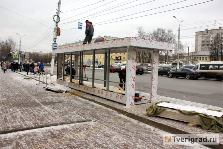 В Твери на Петербургском шоссе вагонзавод за свой счет монтирует самую