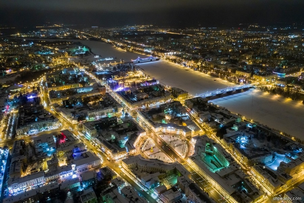 Благодаря фотографии. Тверь с птичьего полета. Тверь с высоты птичьего. Г Тверь с высоты птичьего полета. Ночная зимняя Тверь.