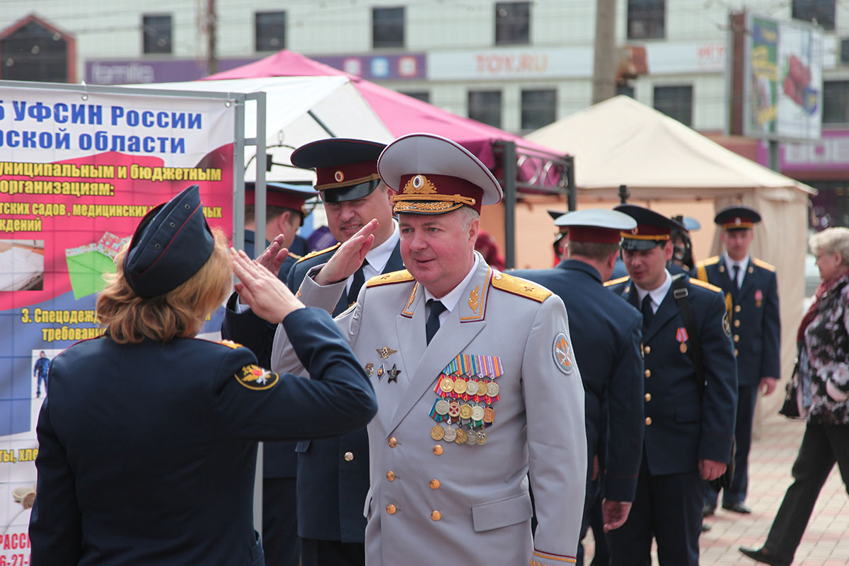 В Твери в канун Дня Победы наградили сотрудников ФСИН | Твериград