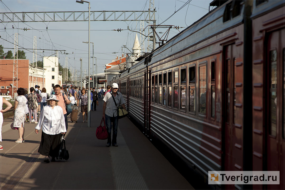 В выходные отменят большую часть электричек на участке Москва - Тверь |  Твериград