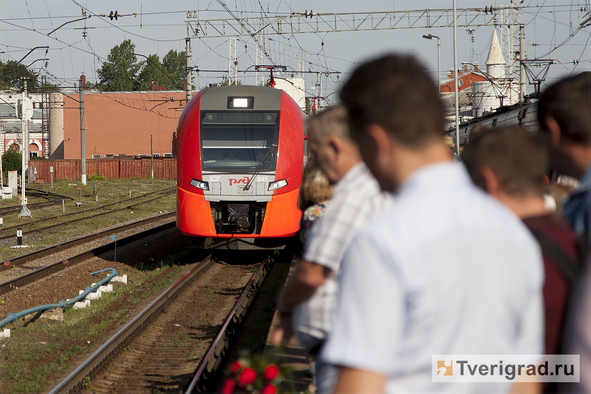 Билеты на «Ласточку» Москва – Тверь теперь можно купить с указанием места |  Твериград