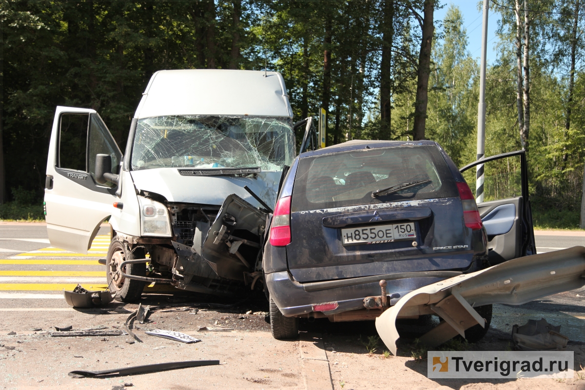 Я отключился на секунду»: виновник смертельной аварии с автобусом под  Тверью рассказал подробности ДТП | Твериград