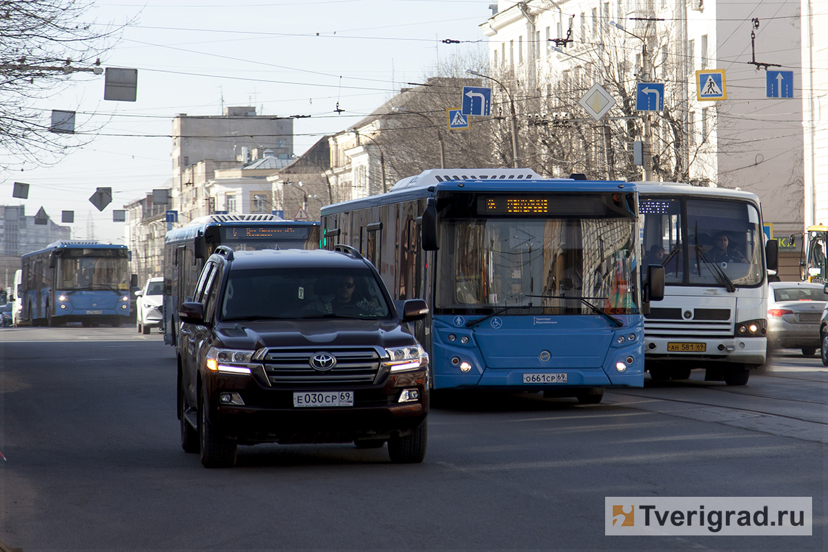 Сразу на три маршрута в Твери выйдут синие автобусы «Транспорта  Верхневолжья» | Твериград