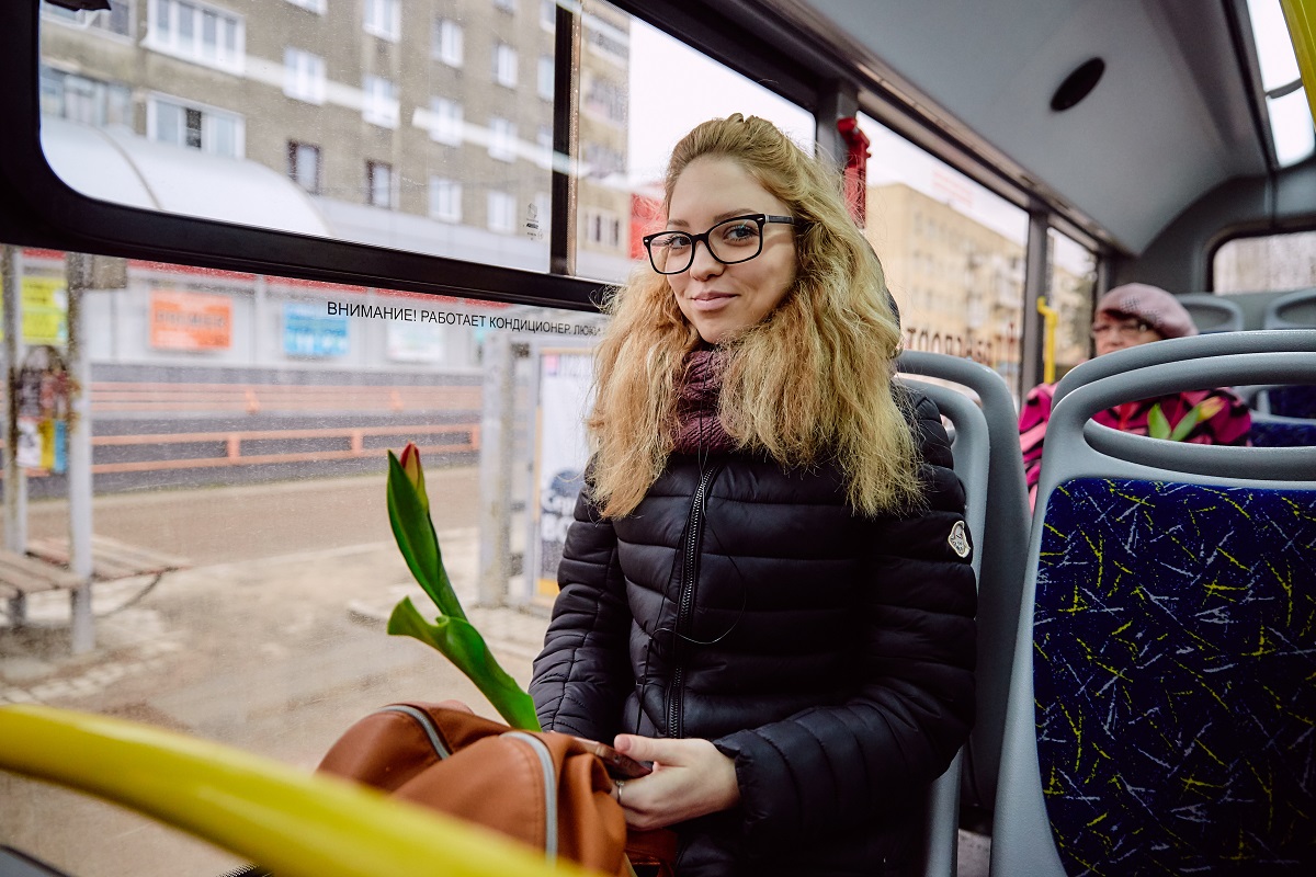 Цветочек в автобусе