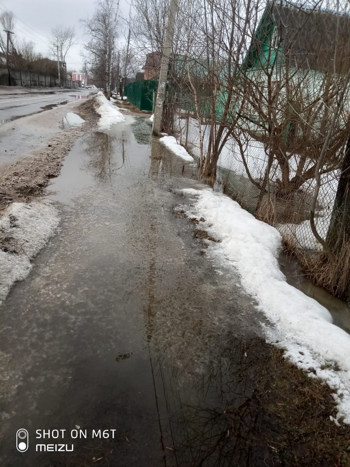 В Твери жители частного сектора утопают в талой воде | Твериград