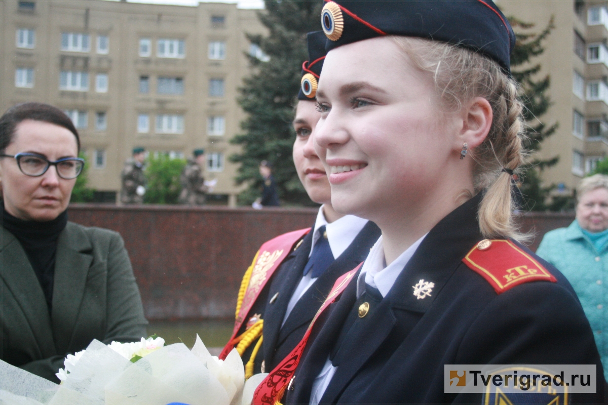 В Твери Золушка получила награду, а кадеты простились со знаменем |  Твериград