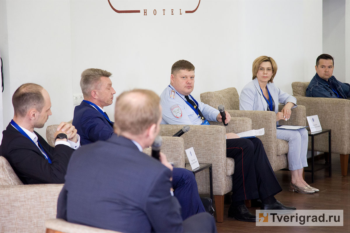 начальников форумах