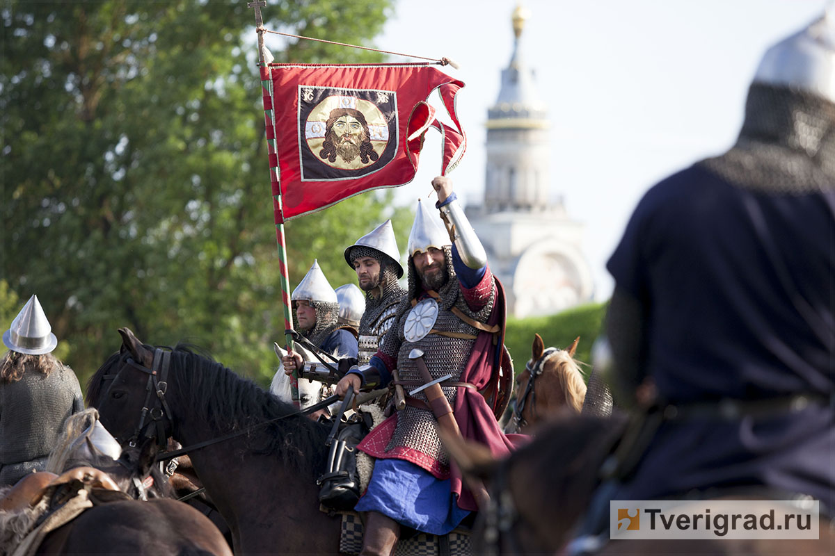 реконструкция конного похода Александра Невского в Торжке (14)