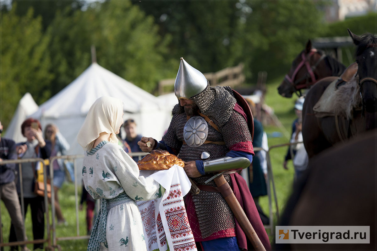 реконструкция конного похода Александра Невского в Торжке (15)