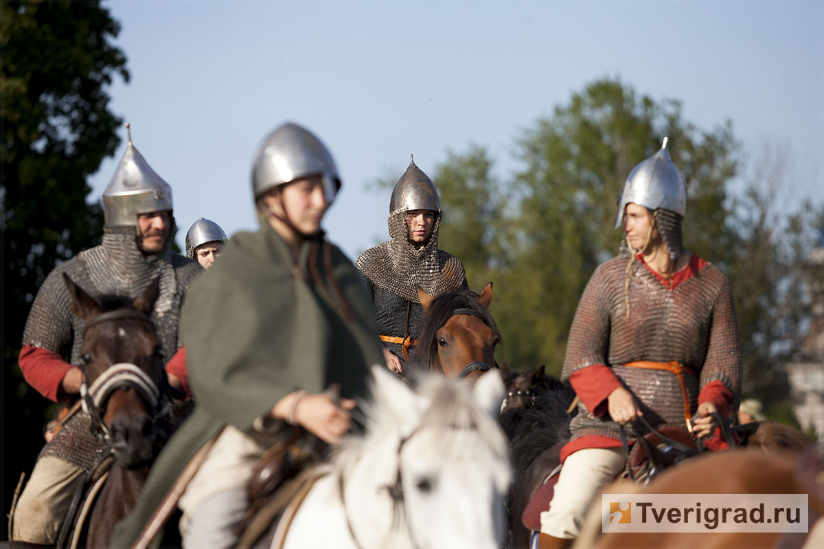 реконструкция конного похода Александра Невского в Торжке (17)