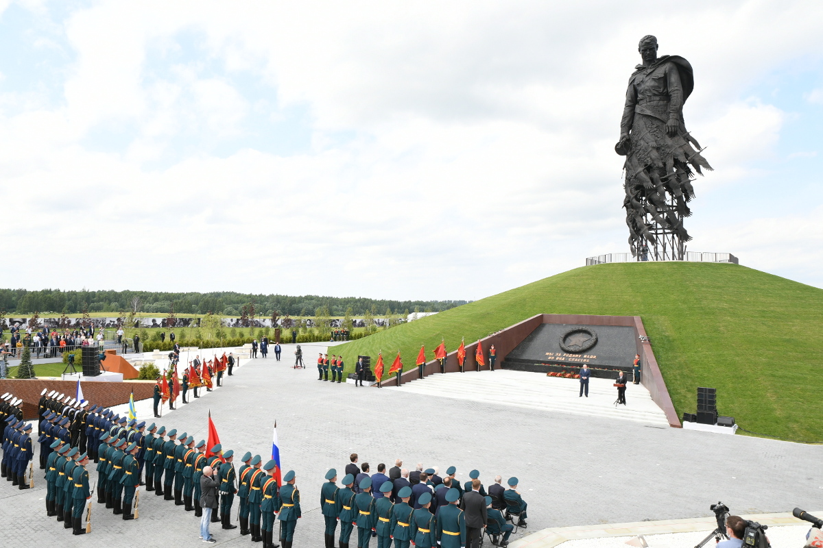 Памятник в ржеве картинки