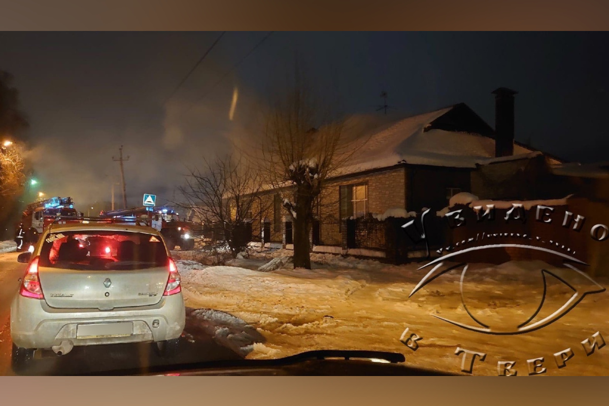 Вечер 17 04 2024. Пожар в Твери вчера в Заволжском районе. Пожар в Твери сейчас в Заволжском районе. Пожар в Твери сейчас в Заволжском районе 23 03 23. В Твери сгорел 17 дом.