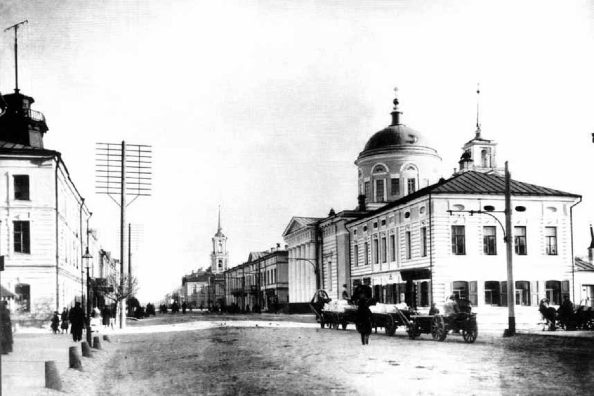 Старые фото твери. Тверь начало 20 века. Вознесенский собор Тверь до революции. Тверь храм Вознесения Господня 19 век. Тверь улица Советская храм.