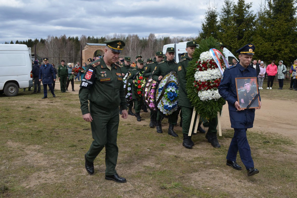 В Тверской области простились с погибшим в ходе спецоперации на Украине  военнослужащим из Селижарово | Твериград