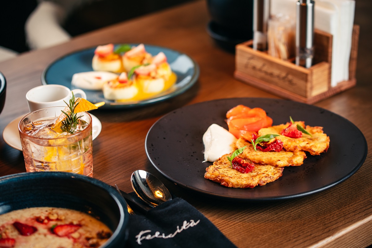 кафе губернатор тверь. Breakfast тверь. тверь завтрак. меню ресторана тверской в твери. брекфест бенд тверь.