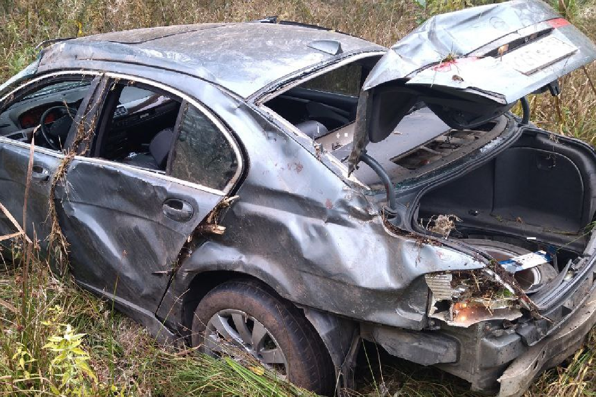 Пострадавших в аварии людей забрали на «попутках» в больницу Тверской  области | Твериград