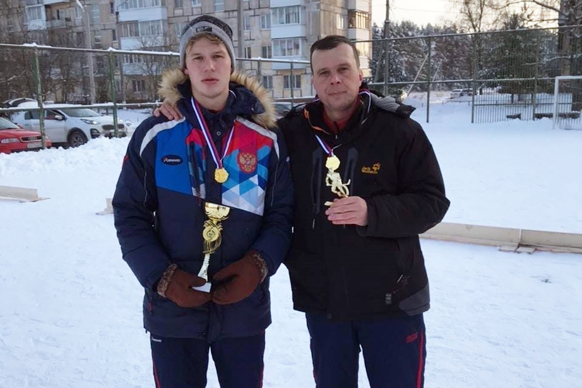 Под Тверью стартовал новый сезон дворового хоккея | Твериград