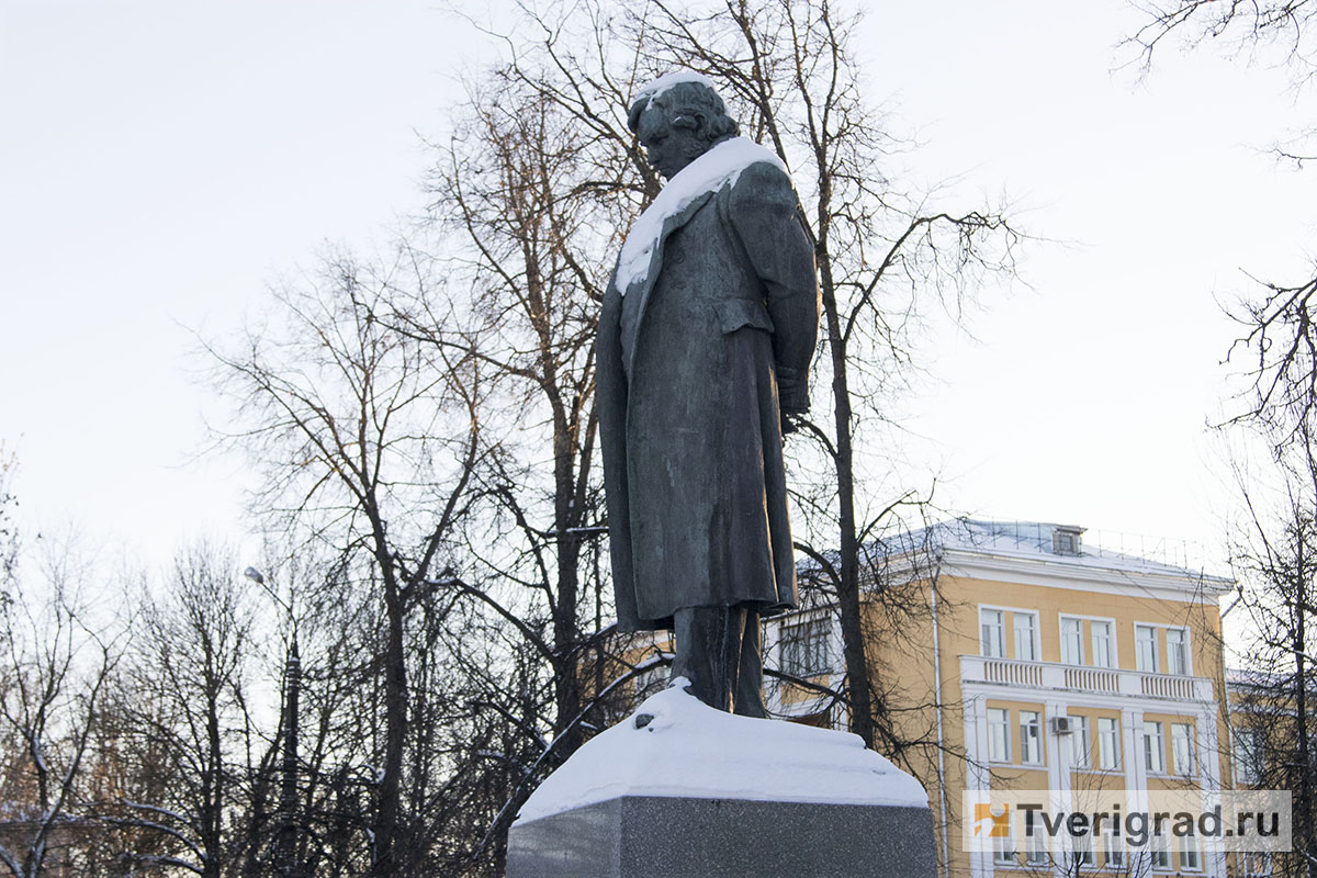 255 лет со дня рождения баснописца Ивана Крылова | Твериград